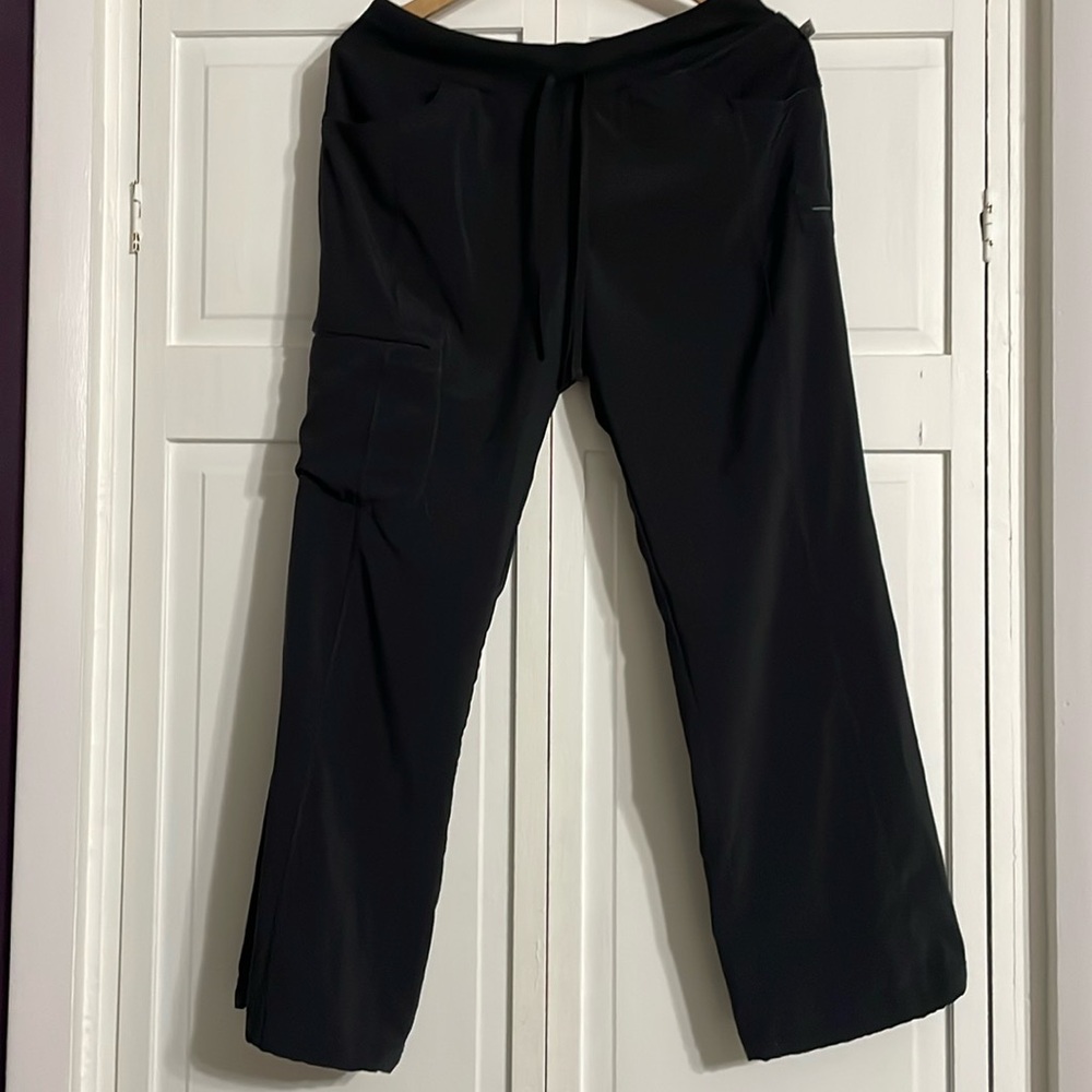 Cherokee Infinity Women’s Scrub Petite Bottoms